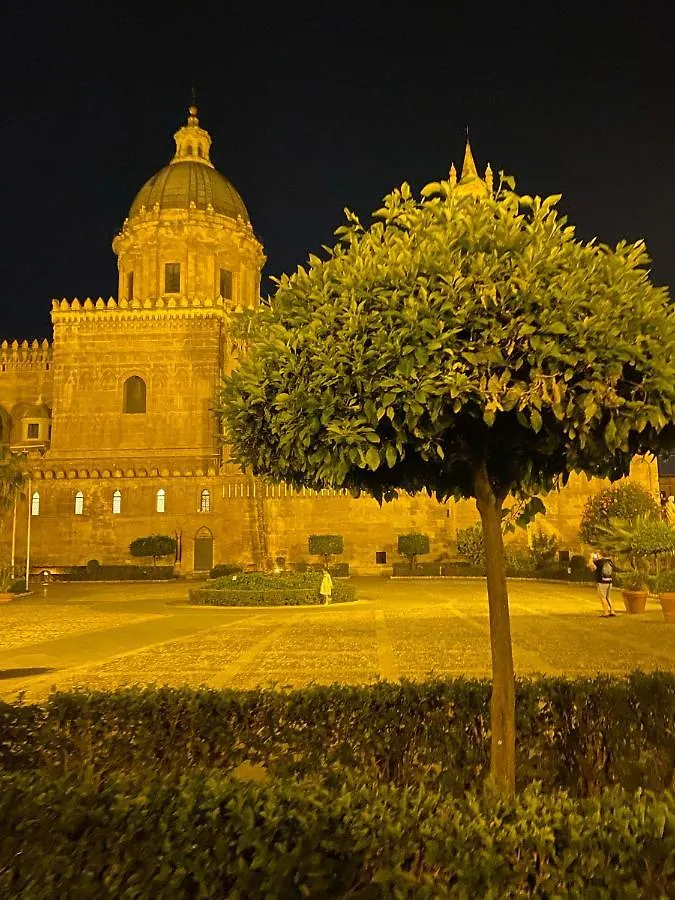 Palermo Center Residenza In Cattedrale Superior Apartment