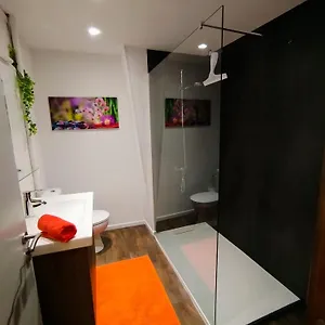 https://apt-revelation.brusselshotelsbook.com